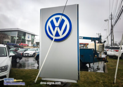 King Volkswagen Pylon Sign Emergency Service Call in Gaithersburg VA