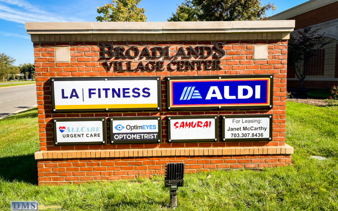 Brick Monument Sign as Tenant Directory for Shopping Mall in Loudoun County, Virginia